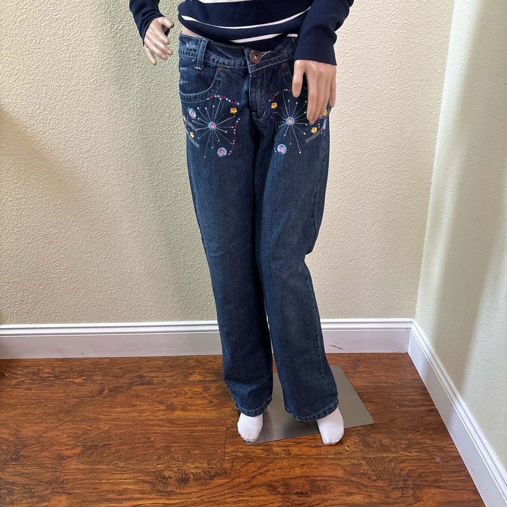 Embroidered Dark Blue Straight-Leg Women’s Jeans